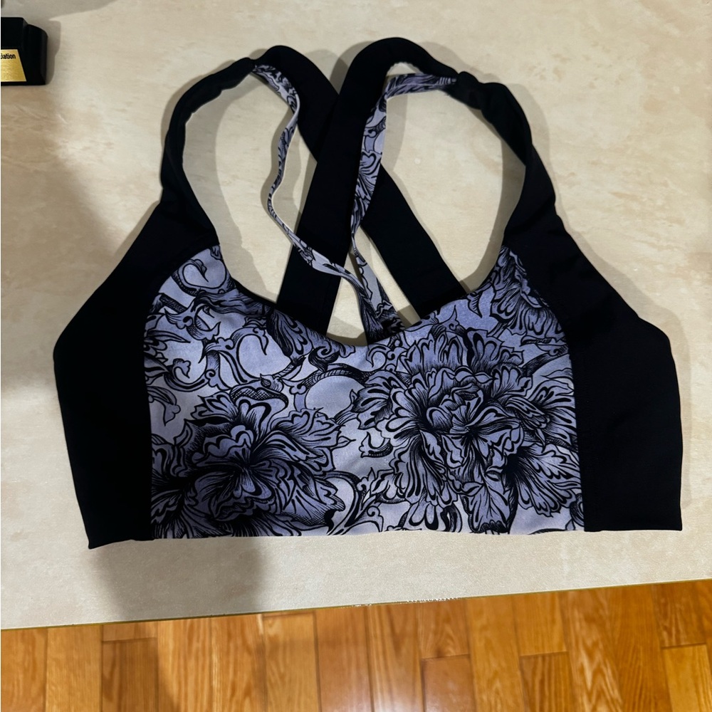 Lululemon purple and black energy sports bra - like new size large